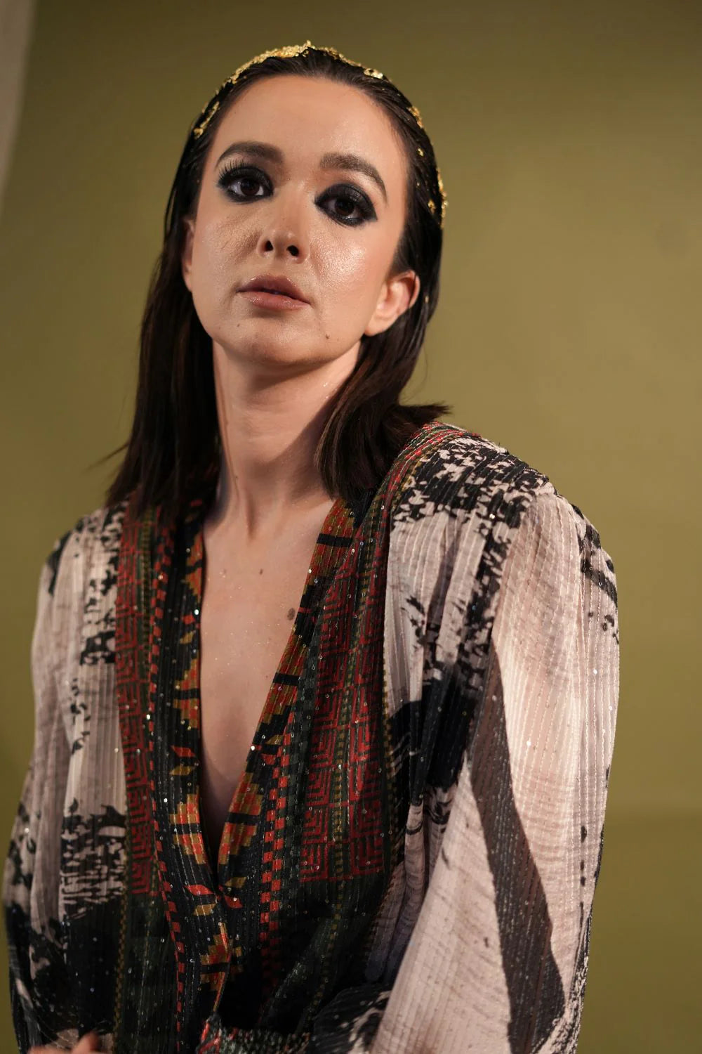 Black & White Placement Print Top