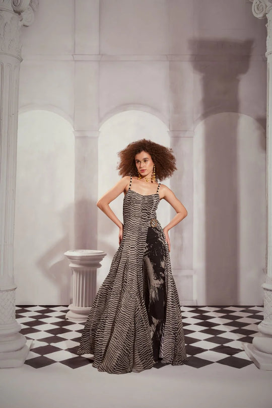 Black & White Byzantine Print Pant With Gold Buckle Belt