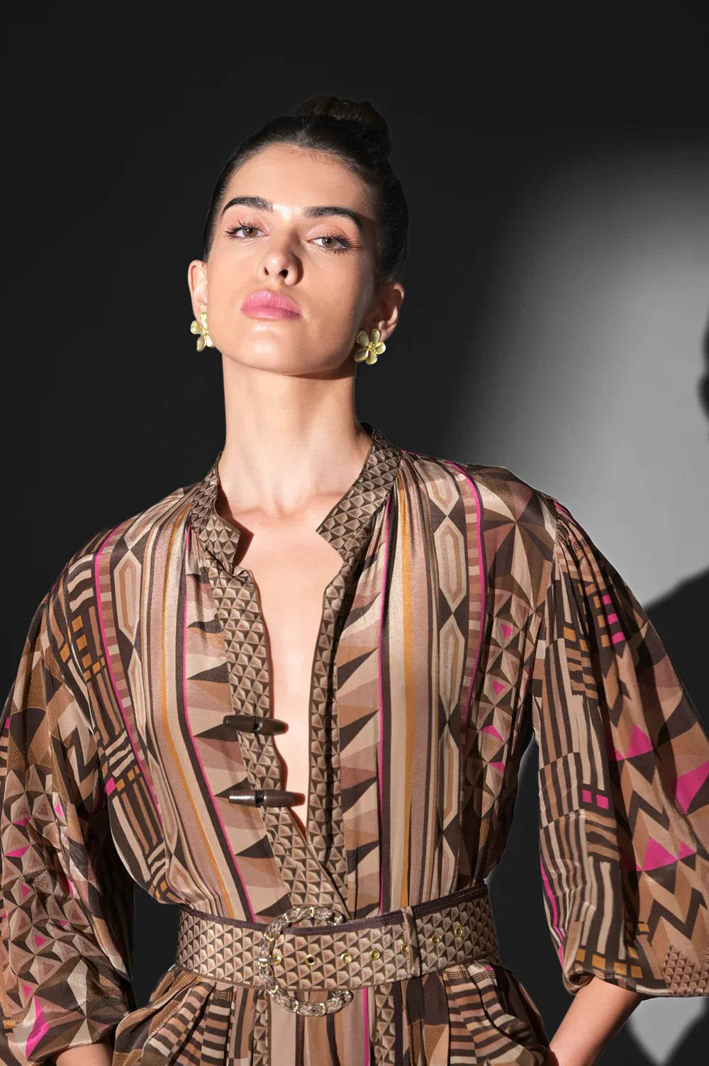 GEOMETRIC FUCHSIA PLACEMENT PRINT MAXI DRESS WITH BELT