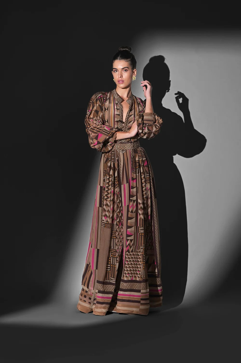 GEOMETRIC FUCHSIA PLACEMENT PRINT MAXI DRESS WITH BELT